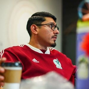 Meet your Posher, Javier